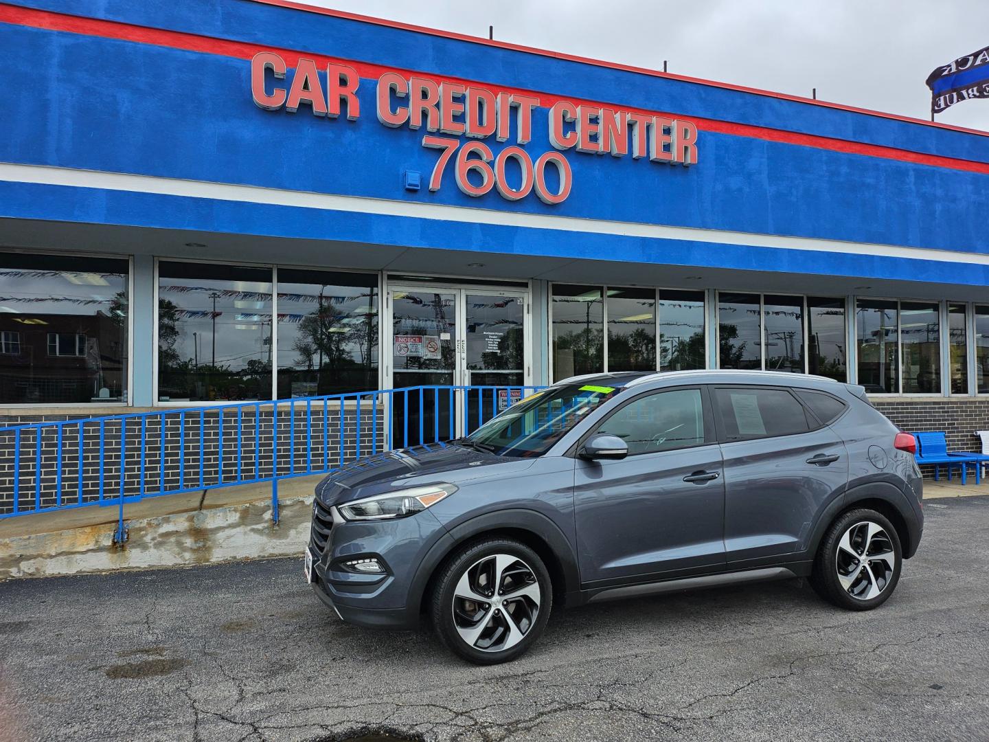 2016 GRAY Hyundai Tucson Eco (KM8J33A2XGU) with an 1.6L L4 DOHC 16V engine, 7A transmission, located at 7600 S Western Ave., Chicago, IL, 60620, (773) 918-3980, 0.000000, 0.000000 - Photo#1